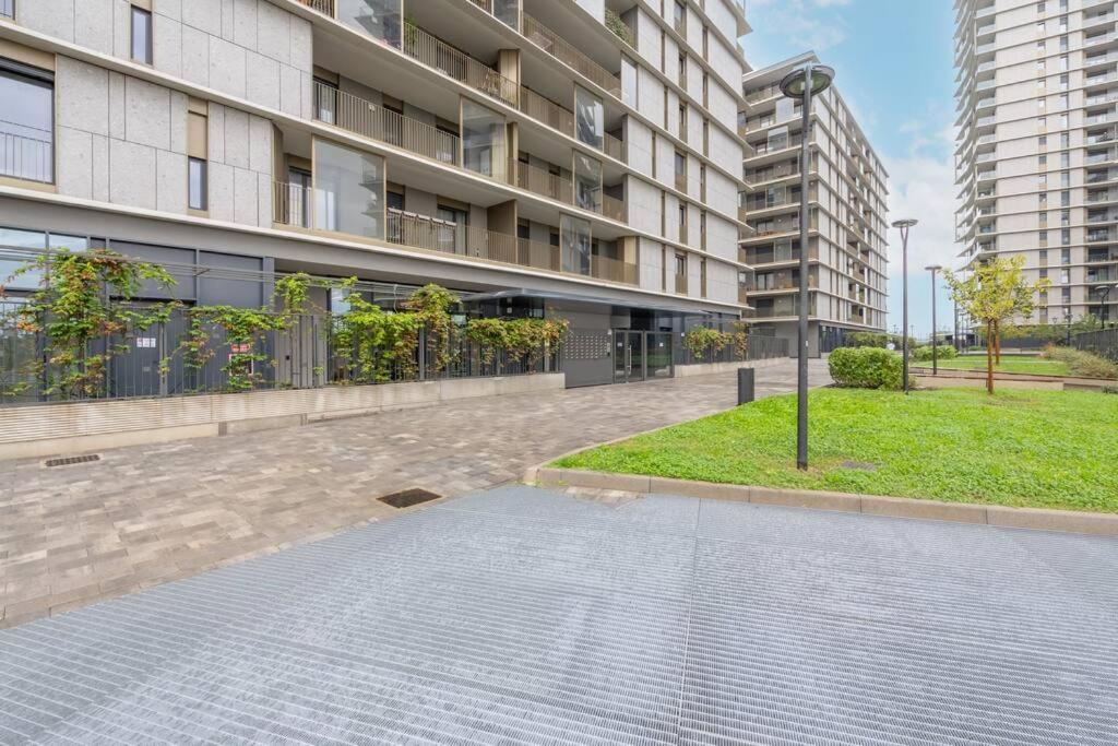 We Home - Uptown74 Bloom Apartment - Milano Eksteriør billede